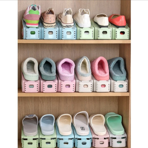 Rak penyimpan sepatu susun / organizer s...